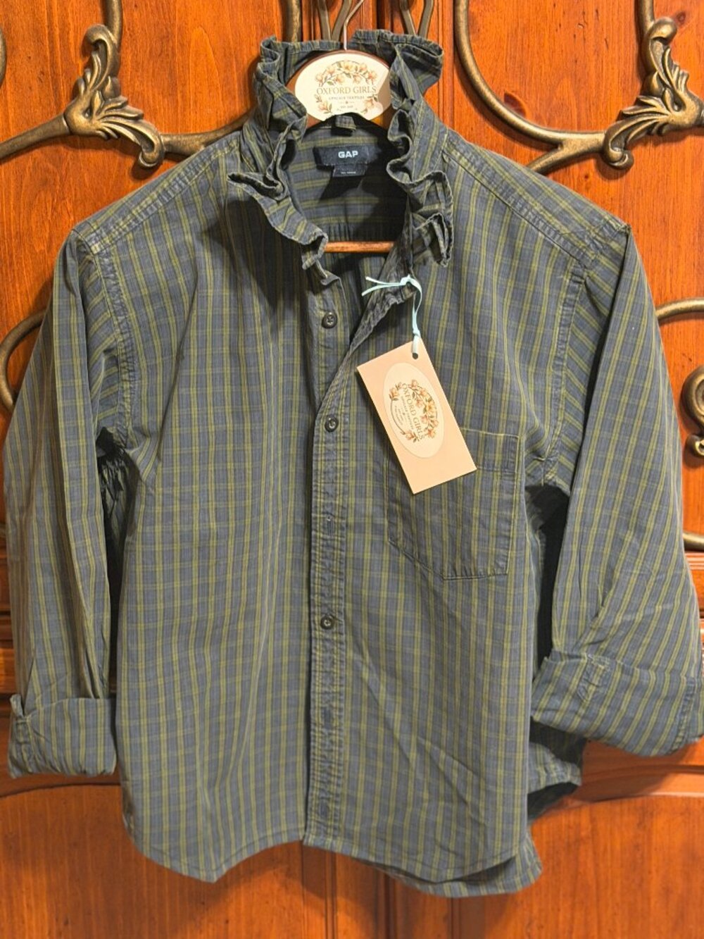 OG GAP Tartan plaid Oxford  100% cotton - upcycled w ruffle collar